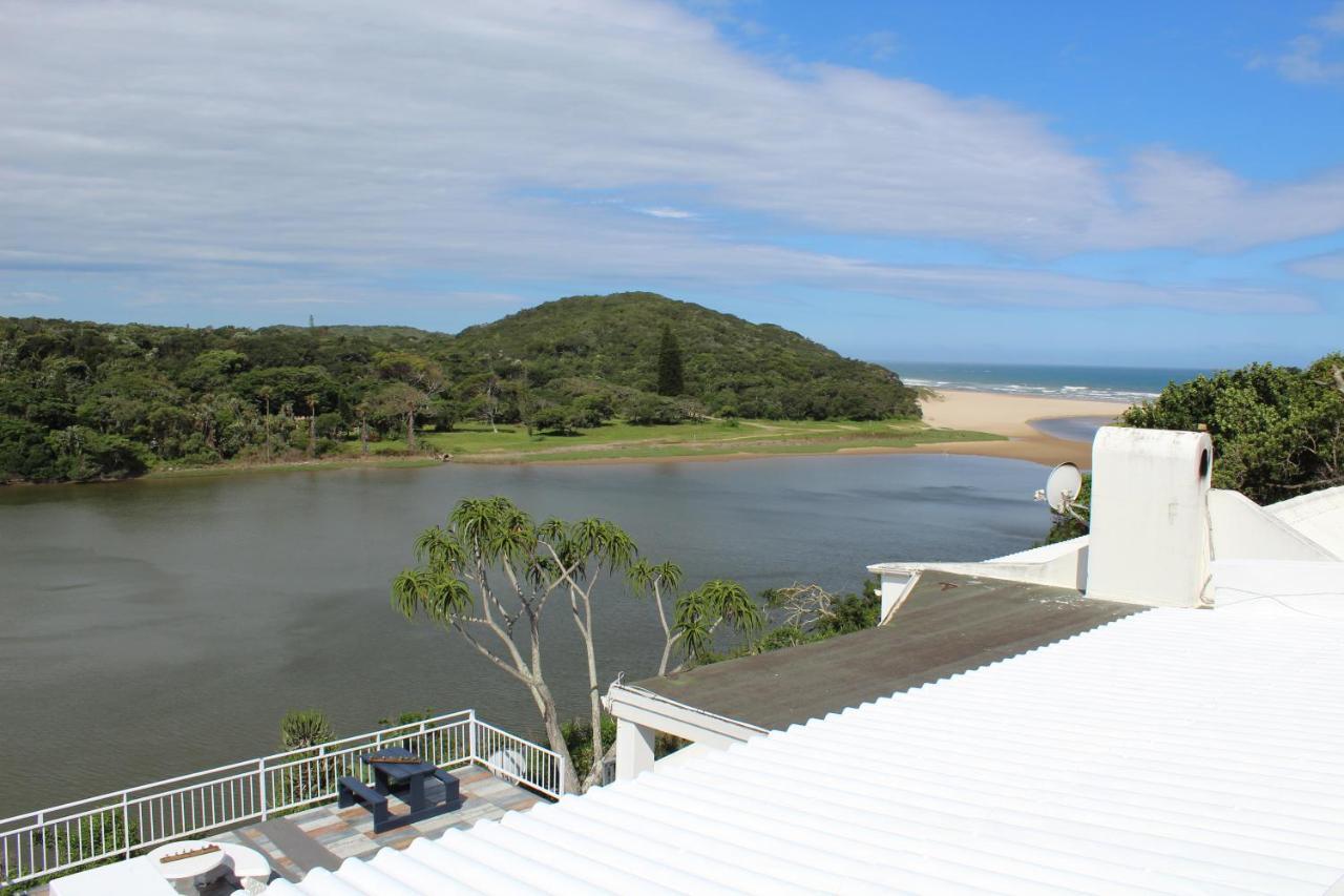 Blue's Guest House - East London Bonza Bay Esterno foto