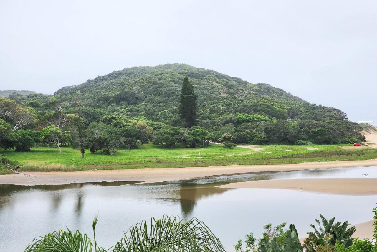 Blue's Guest House - East London Bonza Bay Esterno foto